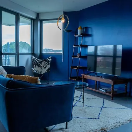Apartment La Business Class - Standing - Tramway - Parking