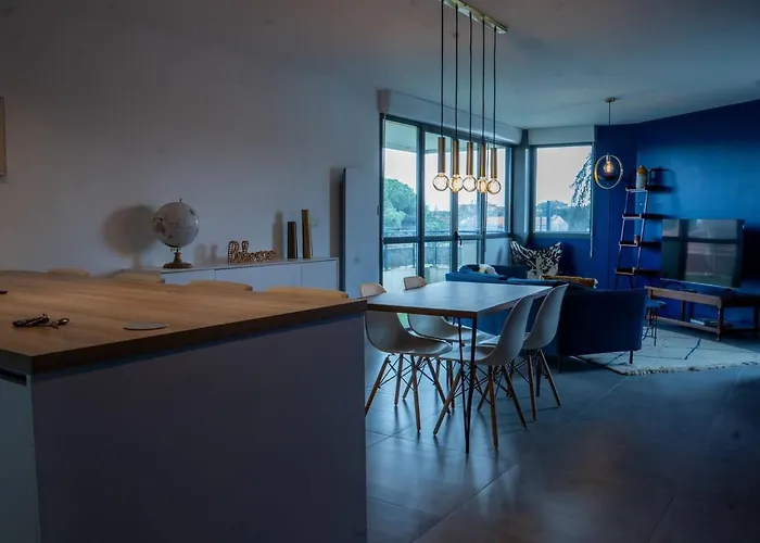 La Business Class - Standing - Tramway - Parking Appartement