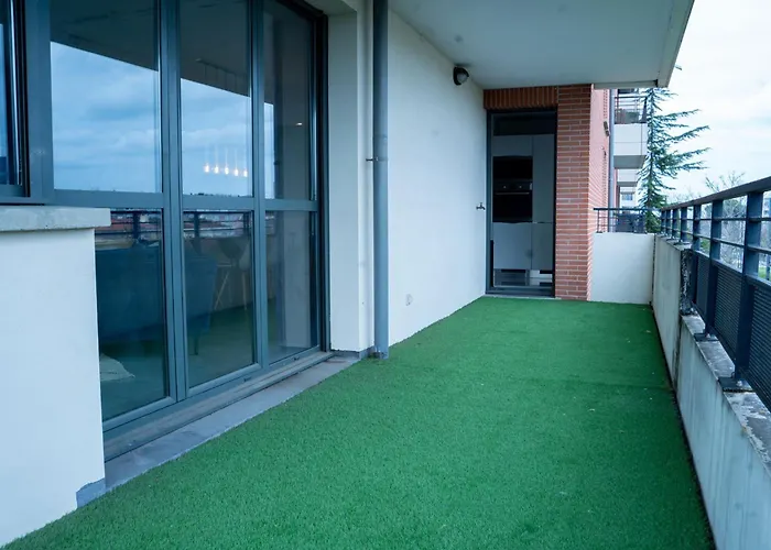 La Business Class - Standing - Tramway - Parking * Toulouse