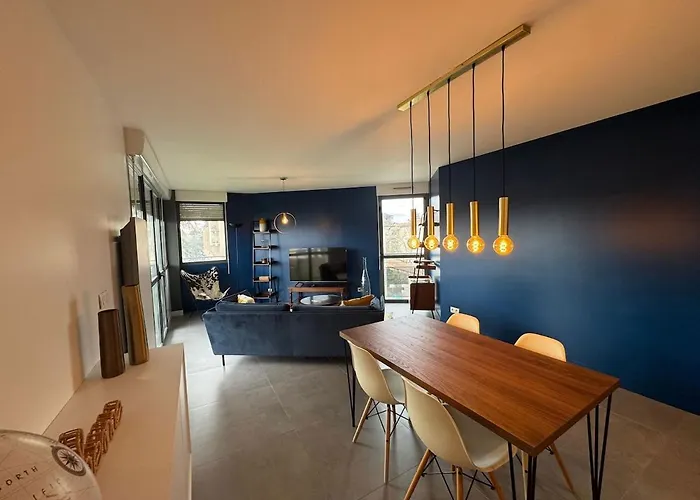 La Business Class - Standing - Tramway - Parking Appartement